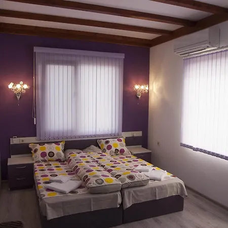 Alikante Hotel
